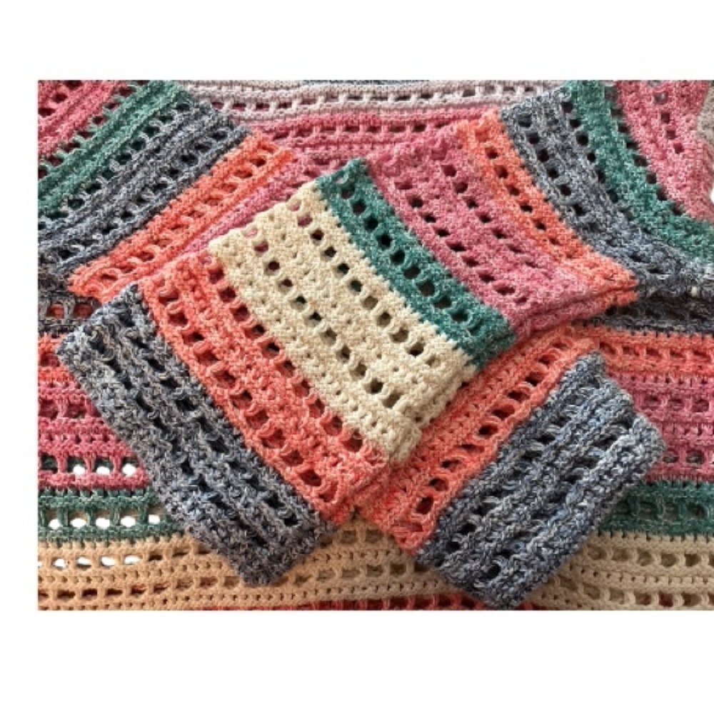 GAP open weave crocheted sweater, size M, bell sleeves, muted colors, loose fit - Picture 7 of 7